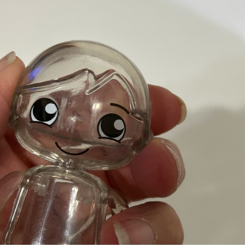 Ryan's World Invisible Clear Invisi-Ryan Figure - Picture 7 of 8
